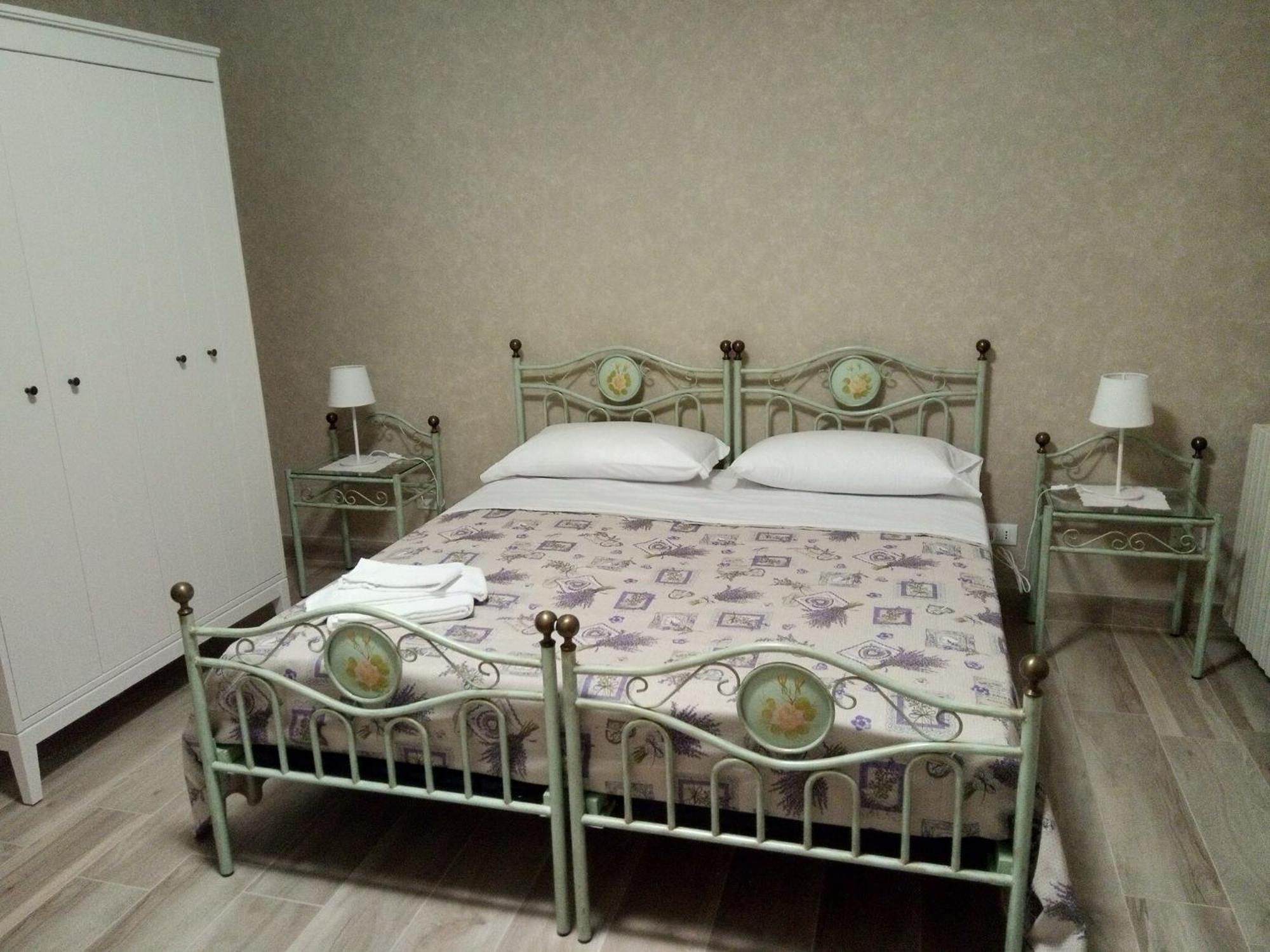 La Buonanotte Guesthouse Mantoue Extérieur photo