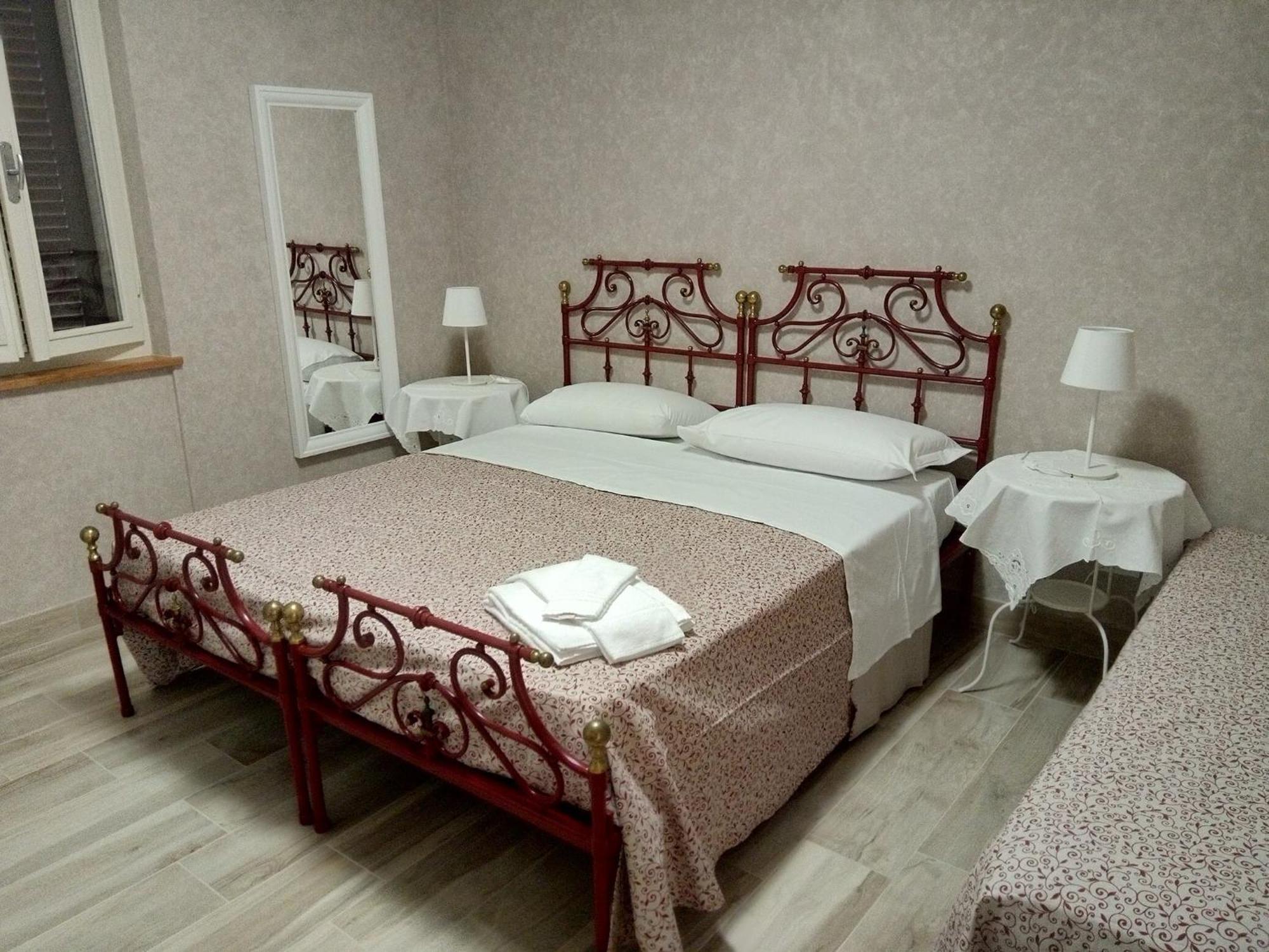 La Buonanotte Guesthouse Mantoue Extérieur photo